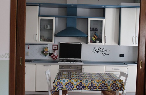 Sant'Agata Feltria Apartamento | Apartamento vacacional "Relax And Apartment" con vistas a la montaña, terraza privada y Wi-Fi