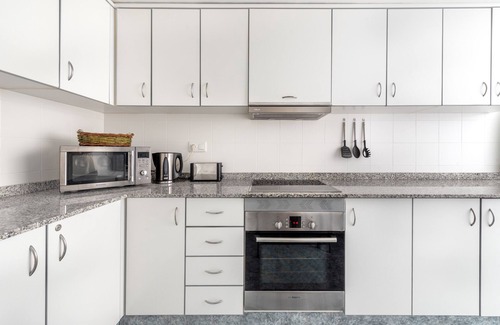 Port de Sagunt Apartamento | Apartamento vacacional "Latido Del Puerto" cerca de la playa con Wi-Fi