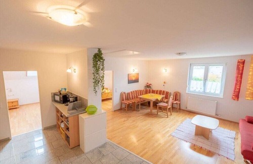 Morbisch am See Casa | Holiday apartment Appartementhaus-Freiler