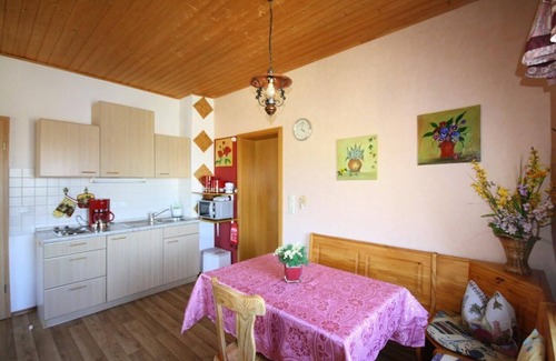Sehmatal-Neudorf Apartamento | Apartamento de vacaciones Sehmatal-Sehma para 1 - 3 personas con 1 dormitorio - Apartamento