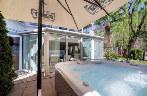 Saltusio Apartamento | Apartamento vacacional "Alpenhof Lodge Butterblume" con vistas a la montaña, piscina y Wi-Fi