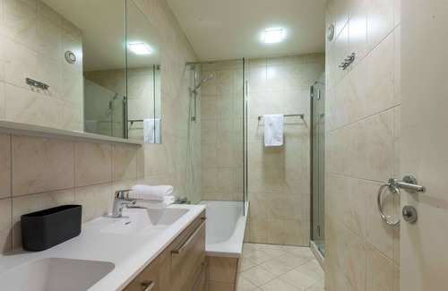 Zwieselstein Apartamento | Apartamento en Zwieselstein (Sölden) con balcón, 2 dormitorios y 2 duchas.