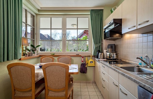 Kressbronn Apartamento | Apartamento vacacional "Claudis Seeland" con terraza privada y Wi-Fi