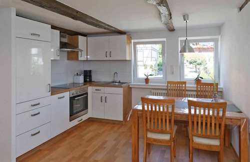 Gellinghausen Apartamento | Apartamento vacacional '3, 53qm' con terraza y jardín compartidos y Wi-Fi