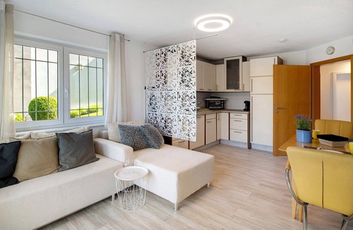 Bechlingen Apartamento | Apartamento vacacional "Easy Living" con vistas al lago, terraza privada y Wi-Fi