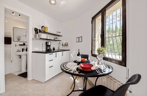 Orba Apartamento | Apartamento vacacional 'Ferien Bei Patricia' con vistas a la montaña, Wi-Fi y aire acondicionado