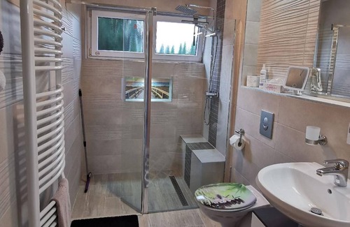 Grebenstein Apartamento | Apartamento de vacaciones Grebenstein para 1 - 3 personas con 2 dormitorios - Apartamento