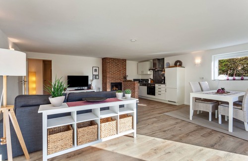 Moehnesee Apartamento | Apartamento vacacional "Gabler" con terraza privada y Wi-Fi