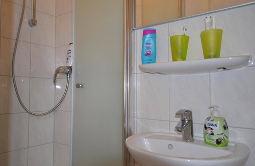 Beerfelde Apartamento | Apartamento de vacaciones Heinersdorf para 2 - 20 personas con 6 dormitorios - Apartamento