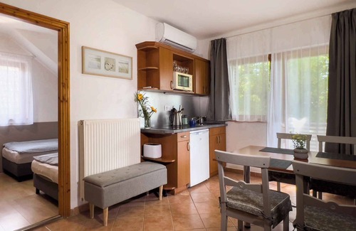 Balatonboglar Apartamento | Apartamento vacacional a solo 30 metros de la playa