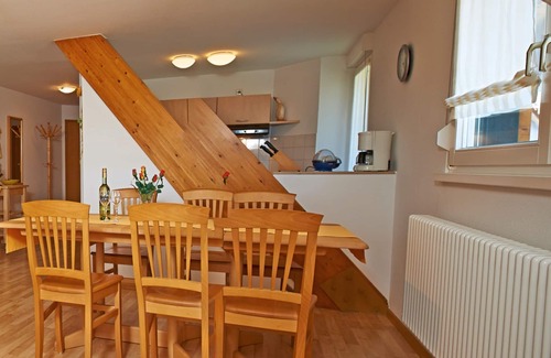 Biederbach Apartamento | Apartamento vacacional 'Kirchblick' con balcón y Wi-Fi