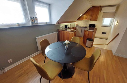 Buk Apartamento | Holiday apartment tastefully furnished with Wi-Fi and air conditioning