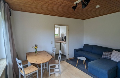 Oberlengenhardt Apartamento | Apartamento vacacional Wiesenblümle con terraza privada, jardín privado y wifi