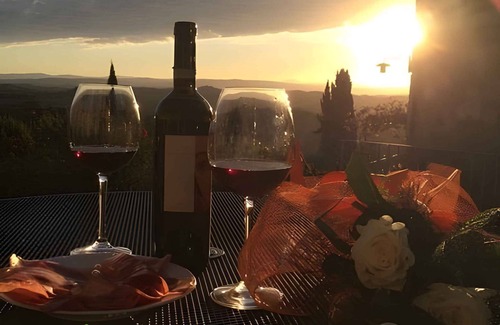 Asciano Apartamento | Apartamento vacacional con piscina y patio