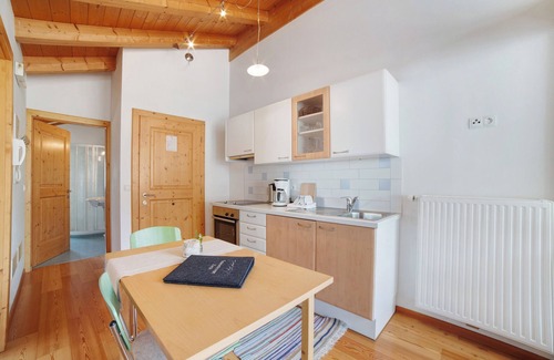 Burgusio Apartamento | Apartamento vacacional "Zwick Valarga" con vistas a la montaña, balcón y jardín compartido