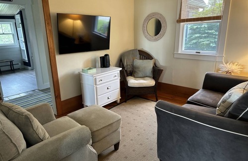 Owls Head Cabaña | HOLIDAY BEACH HOUSE - Town of Owls Head