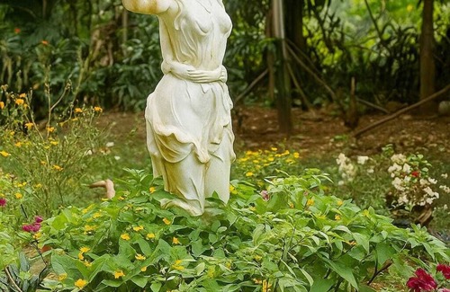 Kandy Casa | Holiday Bungalow available for families and groups (10 people)