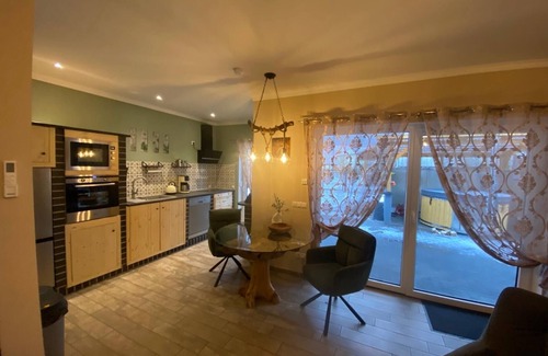 Warnitz Casa | Casa de vacaciones 'Zur Schwalbe' con terraza privada, Wi-Fi y aire acondicionado