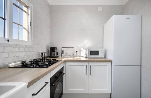 Los Franceses-la Vega Casa | Casa de vacaciones 'Casa Rural La Ferrera' con piscina privada, Wi-Fi y aire acondicionado