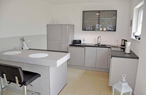 Reinberg Apartamento | Falkenhagen vacaciones con jardín
