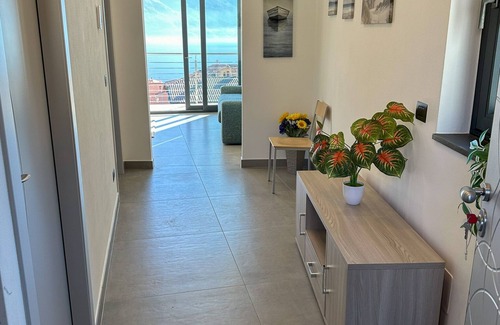 Azzano Apartamento | Holiday flat Ely in Mezzegra on Lake Como