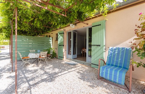 Caudies-de-Fenouilledes Casa | Casa vacacional 'Au Vert' con balcón y Wi-Fi