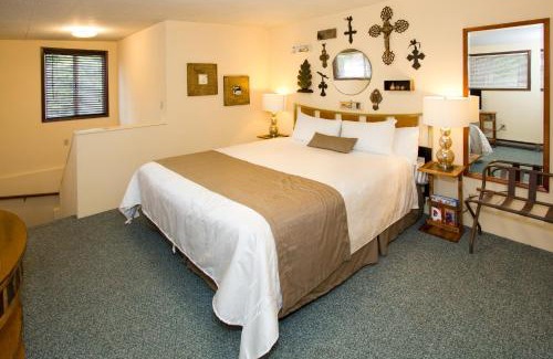 Stonegate Hotel | Holiday Haus