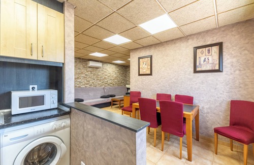 Fuentidueña de Tajo Casa | Casa de vacaciones 'Los Naranjos' con vistas a la montaña, Wi-Fi y aire acondicionado