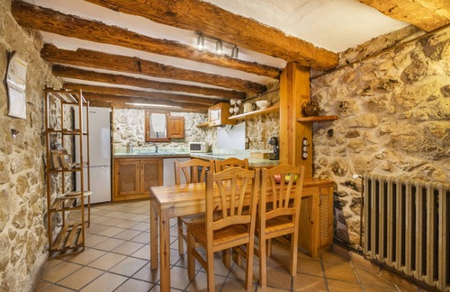 La Baronia de Rialb Casa | Casa de vacaciones 'Mas Vilardaga' con vistas a la montaña, Wi-Fi y aire acondicionado