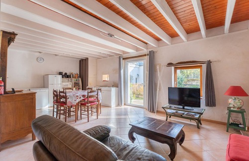 Faverolles-sur-Cher Casa | Casa de Vacaciones 'Le Petit Montparnasse - Montrichard' con Jardín Compartido y Wi-Fi