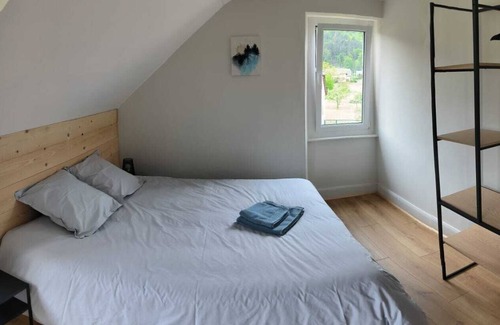 Husseren-Wesserling Casa | Holiday Home 'Gite Le Spitzacker' with Mountain View, Terrace & Wi-Fi