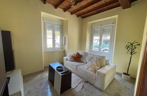 Foz Casa | Casa de vacaciones 'Adelina' con vistas a la montaña, jardín privado y balcón
