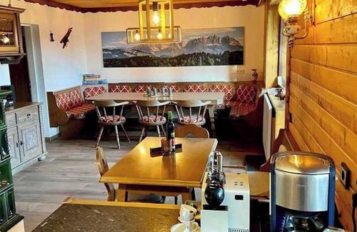 Wolfsberg Casa | Holiday Home 'Almhaus-Klippitz' with Direct Access to Ski Slopes, Garden & Wi-Fi