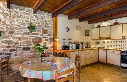 Saint-Pol-de-Leon Casa | Holiday Home Avel Vor by Interhome