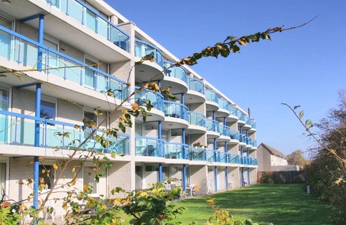 Callantsoog Apartamento | Holiday home Badhotel 339 in Callantsoog. Suitable for 2 people, 1 bedroom.