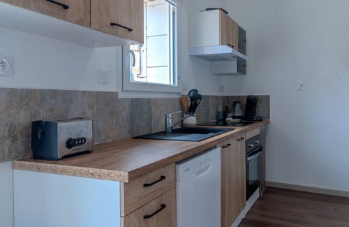 Bercloux Casa | Casa vacacional 'Berclois' con terraza privada, Wi-Fi y aire acondicionado