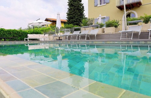 Affi Casa | Casa de vacaciones 'Biancaleo Homes Villa' con piscina privada, Wi-Fi y aire acondicionado