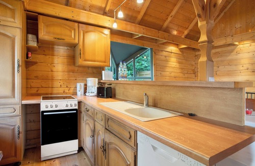 Verchen Casa | Casa de vacaciones 'Blockbohlen-Haus Auf Hof Verchen' con terraza privada, jardín privado y Wi-Fi