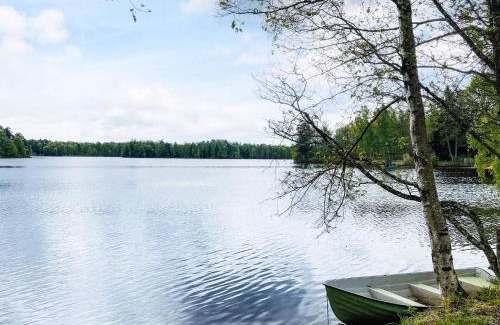 Osby Casa | Holiday Home by the Water in Osby