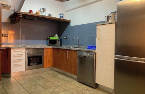 Villar de Ciervo Casa | Casa de vacaciones 'Casa Rural La Vertedera 3' con terraza privada, balcón y aire acondicionado