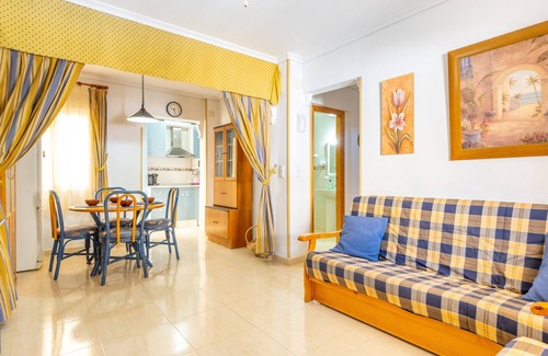 Puerto Marino Casa | Holiday Home "casa en la playa con piscina, terraza y relax F.C" with Shared Pool & Wi-Fi