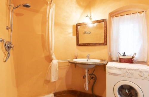 Castellaro Casa | Holiday Home Casa Pinela Maria Sole by Interhome