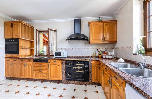 Voto Casa | Casa de vacaciones 'Casa Rural La Praderia' con vistas a la montaña, terraza privada y Wi-Fi