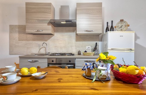 San Lorenzo Casa | Casa de vacaciones 'Casa Sonia' con vistas a la montaña, terraza privada y Wi-Fi