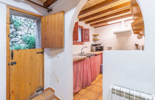 L'Abdet Casa | Casa de vacaciones "Casa Serrella - Abdet" con vistas a la montaña, jardín y Wi-Fi