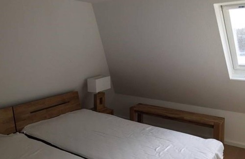 Altenholz Casa | Holiday home close to the Baltic Sea on the NOK - holiday home, shower and bathtub, toilet