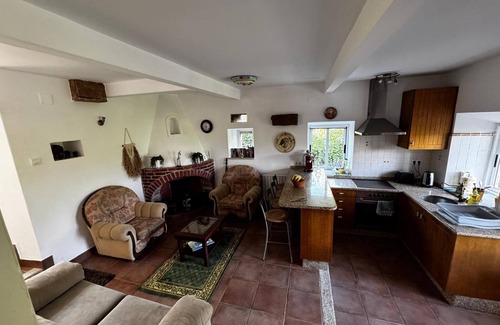 O Rosal Casa | Casa de vacaciones 'Cottage' con vistas a la montaña, piscina compartida y Wi-Fi