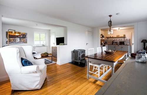 Hedwigenkoog Casa | Holiday home Deichkind 25 - lovingly renovated, quiet location, for families