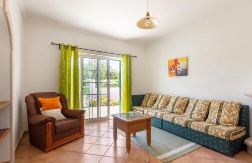 Murta Casa | Holiday Home Do Castelo by Interhome