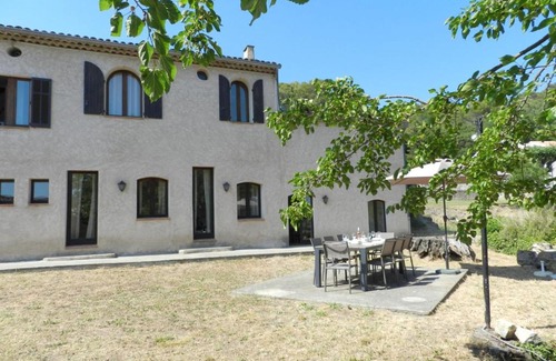 Draguignan Casa | Holiday Home Domaine du Dragon-4